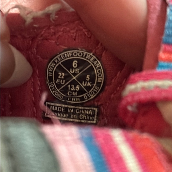 Keen sandals sz 6 - Picture 6 of 6